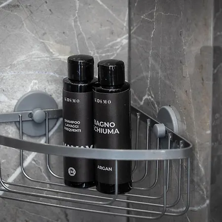 Iron Monti Coliseum 로마