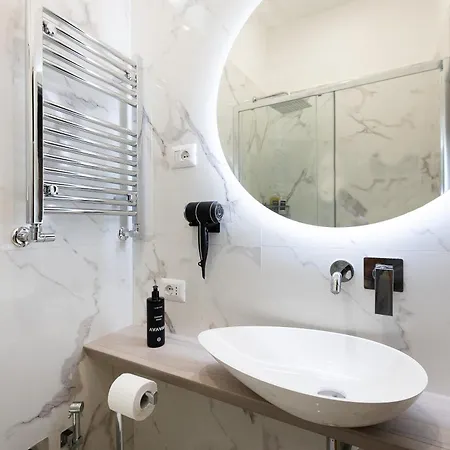 Iron Monti Coliseum Apartment Rome