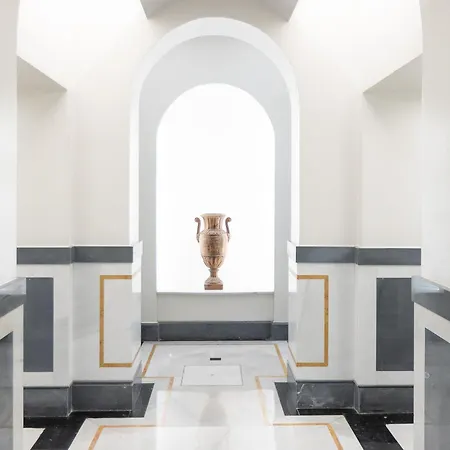 Iron Monti Coliseum *